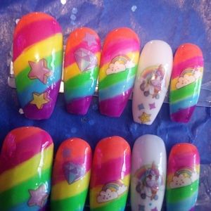 Glow in the dark rainbow 🌈 unicorn 🦄 press on nails